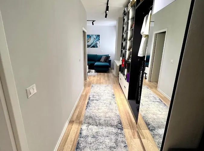 Center Of - Apartamento *